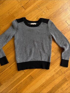 NWOT Never Worn Banana Republic Black & White Textured Crewneck Sweater